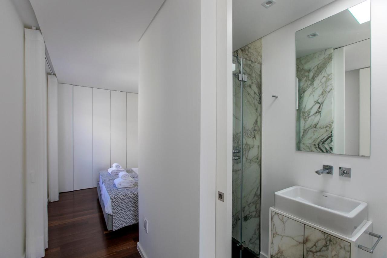 Lovelystay - Luxury 2Br Duplex Apartment In Foz Porto Eksteriør billede